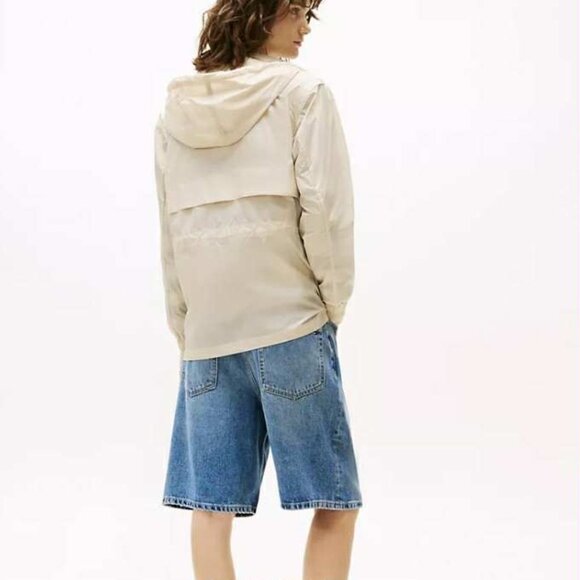 TOMMY HILFIGER Hooded Windbreaker (Size: M) NWT - Picture 2 of 12